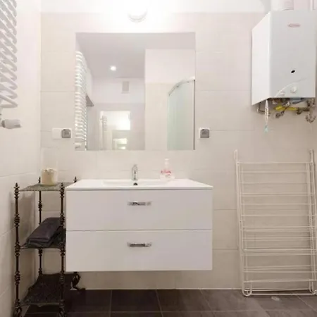 Golden Apartments&k21/25 Apartamento *